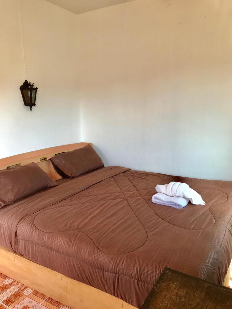 Lanta School Beach Resort Ko Lanta Exteriör bild